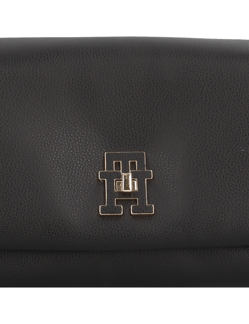 Tommy-Hilfiger-TH-MODERN-CONV-CROSSOVER-schwarz