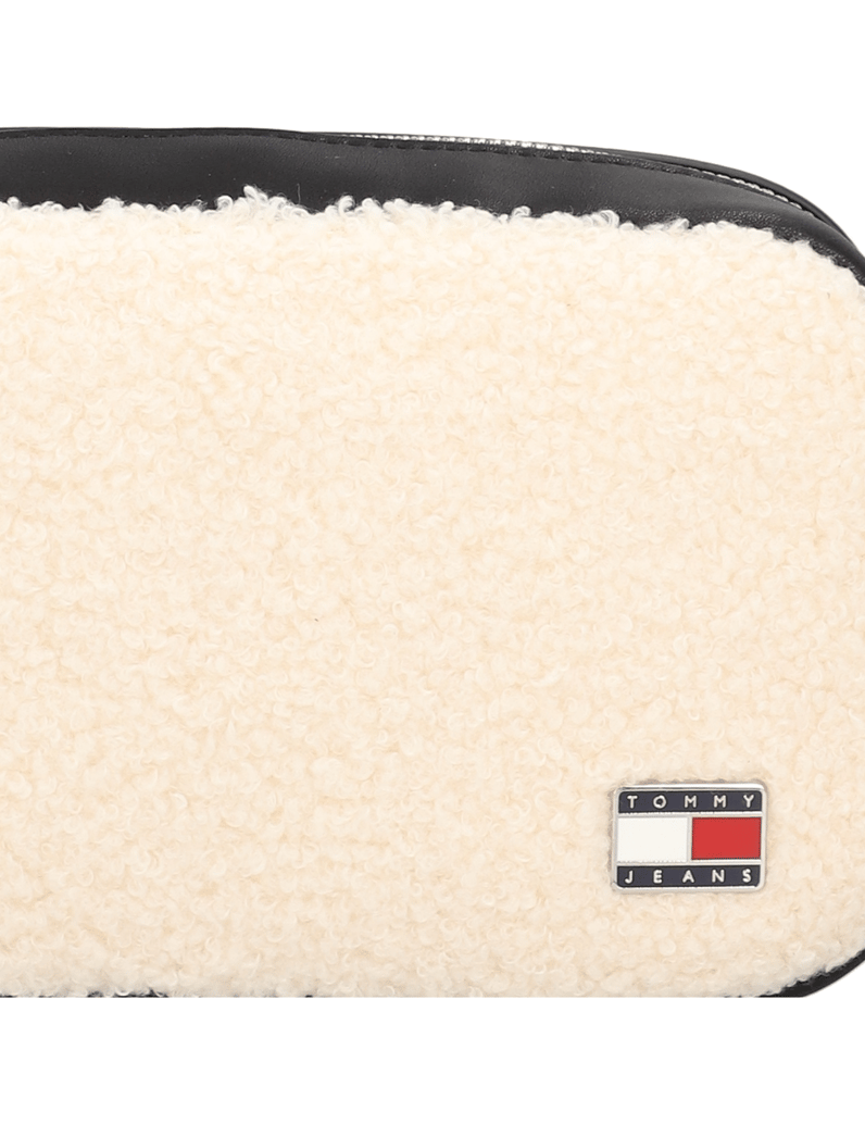 Tommy-Jeans-TJW-COOL-SHERPA-CAMERA-BAG-beige
