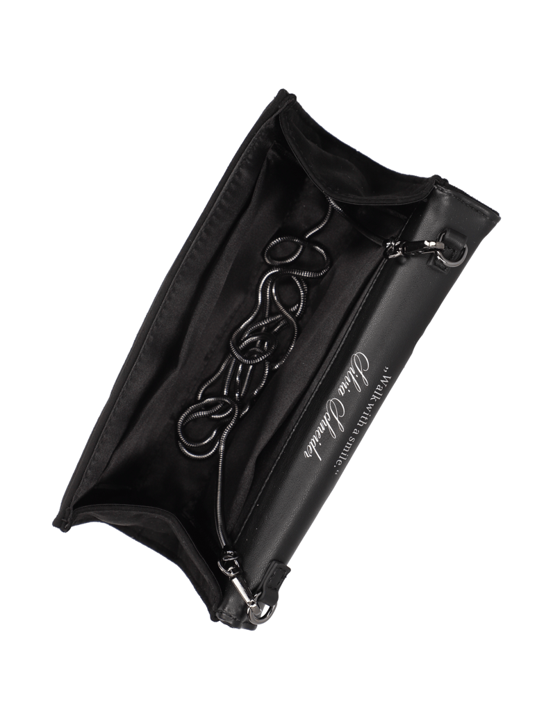 Silvia-Schneider-Clutch-schwarz