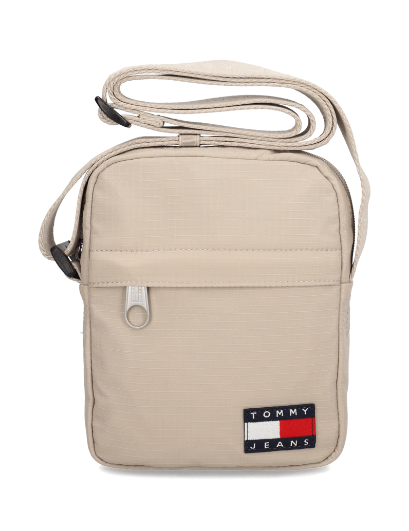 Tommy-Jeans-TJM-ESS-DAILY-RIPSTOP-REPORTER-beige