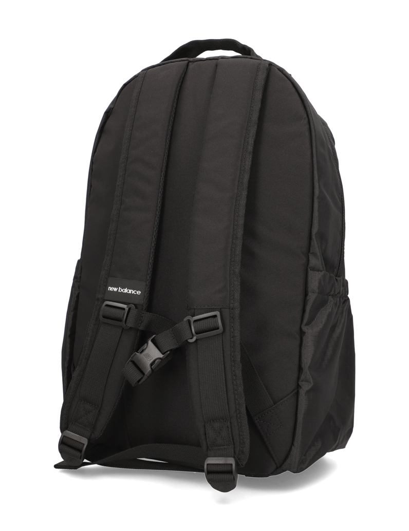 New-Balance-ESSENTIALS-BACKPACK-schwarz