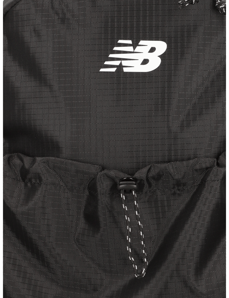 New-Balance-ESSENTIALS-BACKPACK-schwarz