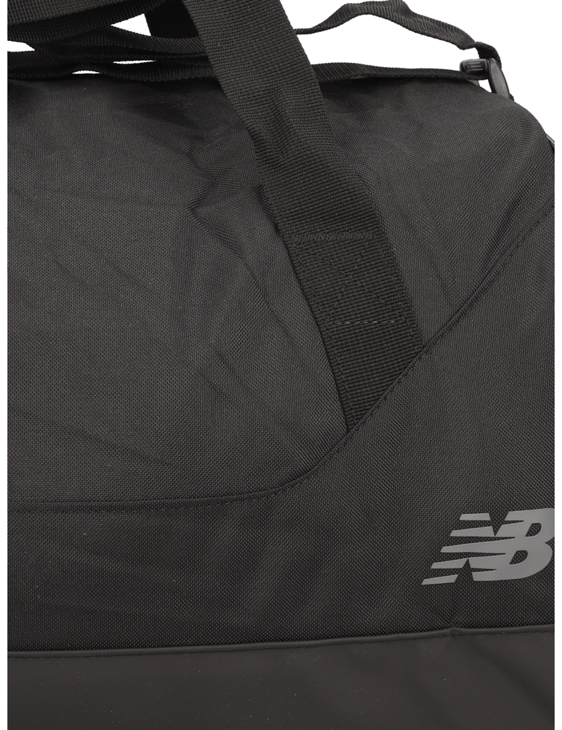 New-Balance-Essential-Small-Duffel-schwarz