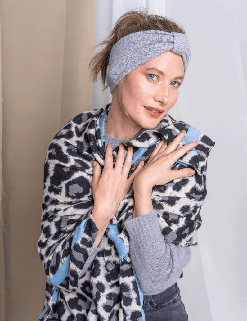 Kate-Gray-SCHAL-LEOPRINT-braun