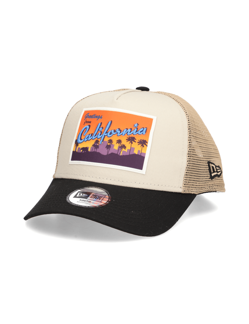 NEW-ERA-KIDS-YOUTH-LOCATION-PATCH-TRUCKER-beige