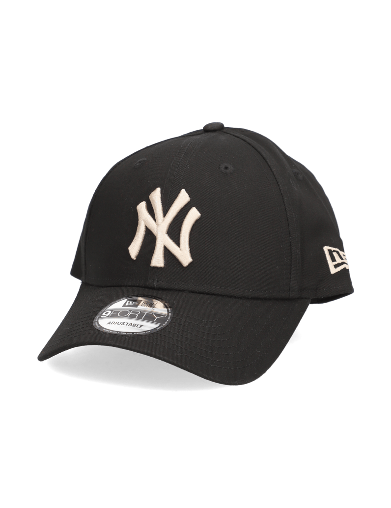 NEW-ERA-LEAGUE-ESSENTIAL-9FORTY-NY-YANKEES-schwarz