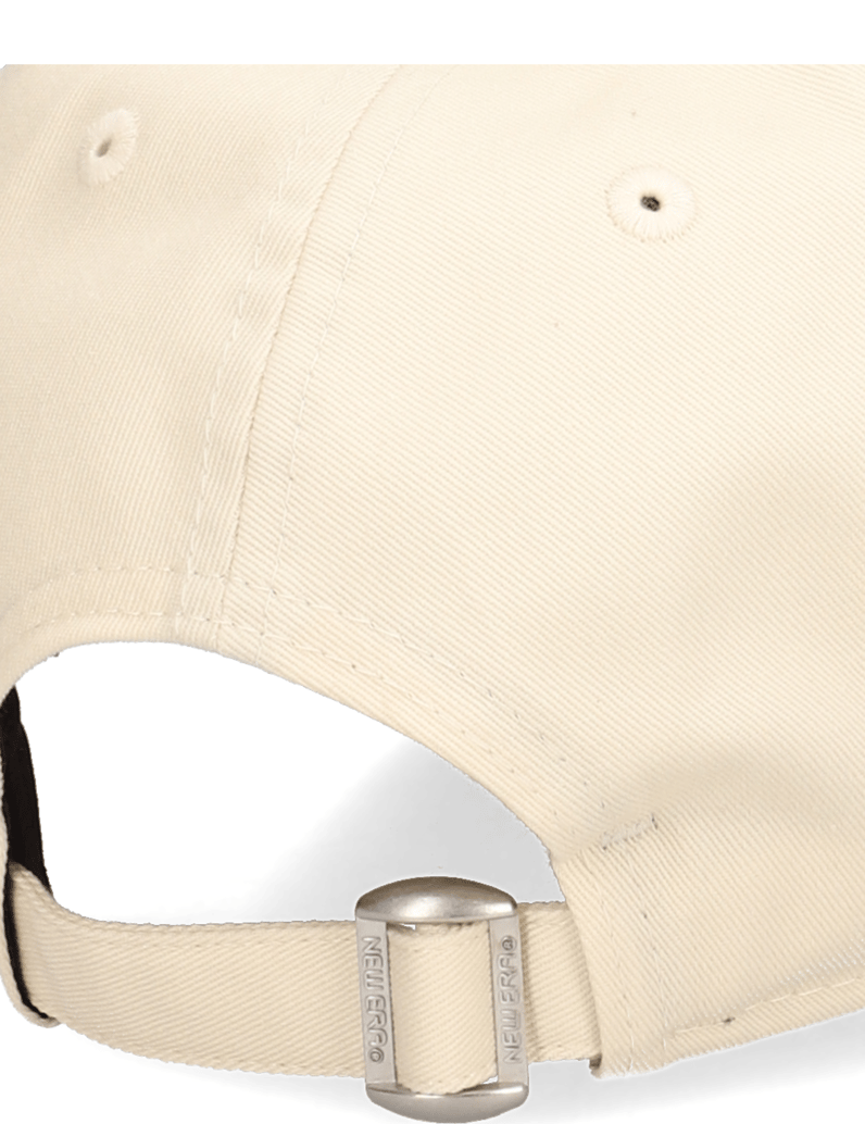 NEW-ERA-COLOURBLOCK-9FORTY-NEW-YORK-YANKEES-schwarz