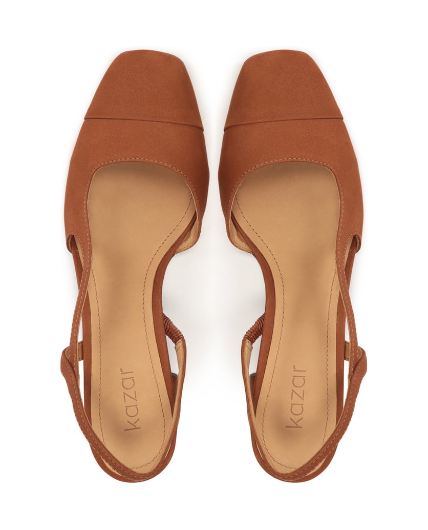 Kazar-Ausgeschnittene-Pumps-aus-Nubuk-mit-klobigem-Absatz-braun