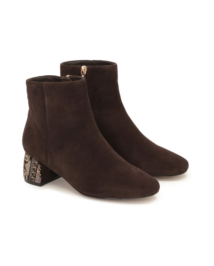 Kazar-Wildlederstiefel-auf-einem-mit-Zirkonium