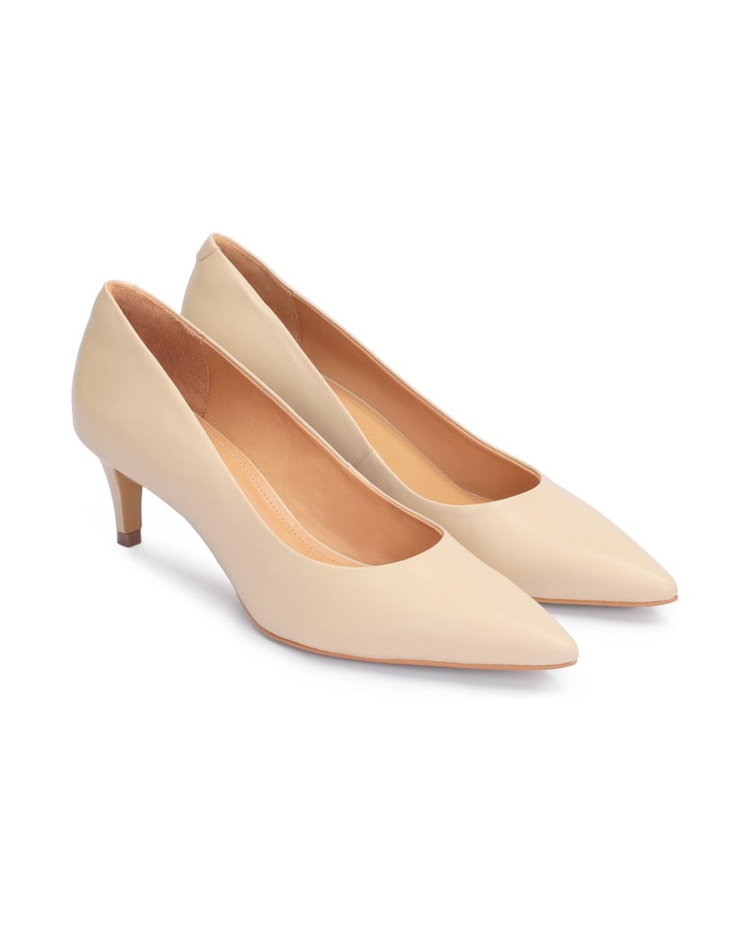 Kazar-Pumps-aus-Leder-mit-niedrigem-Absatz-beige