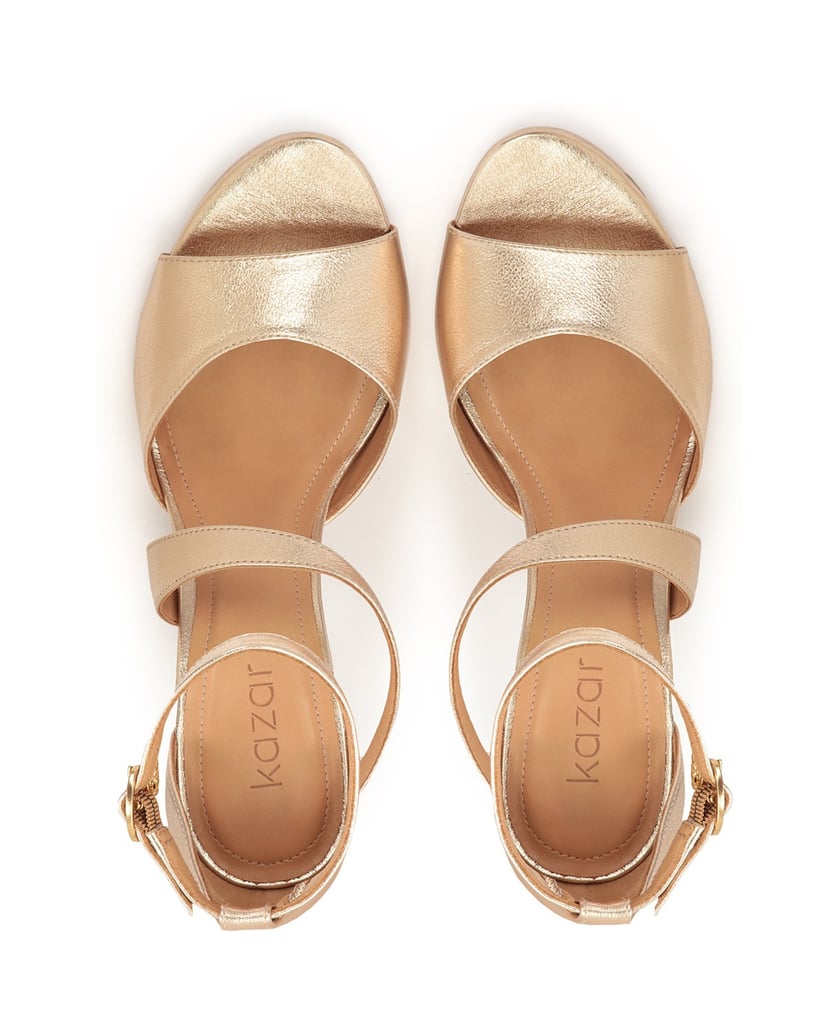 Kazar-Sandalen-mit-goldenem-Blockabsatz-gold