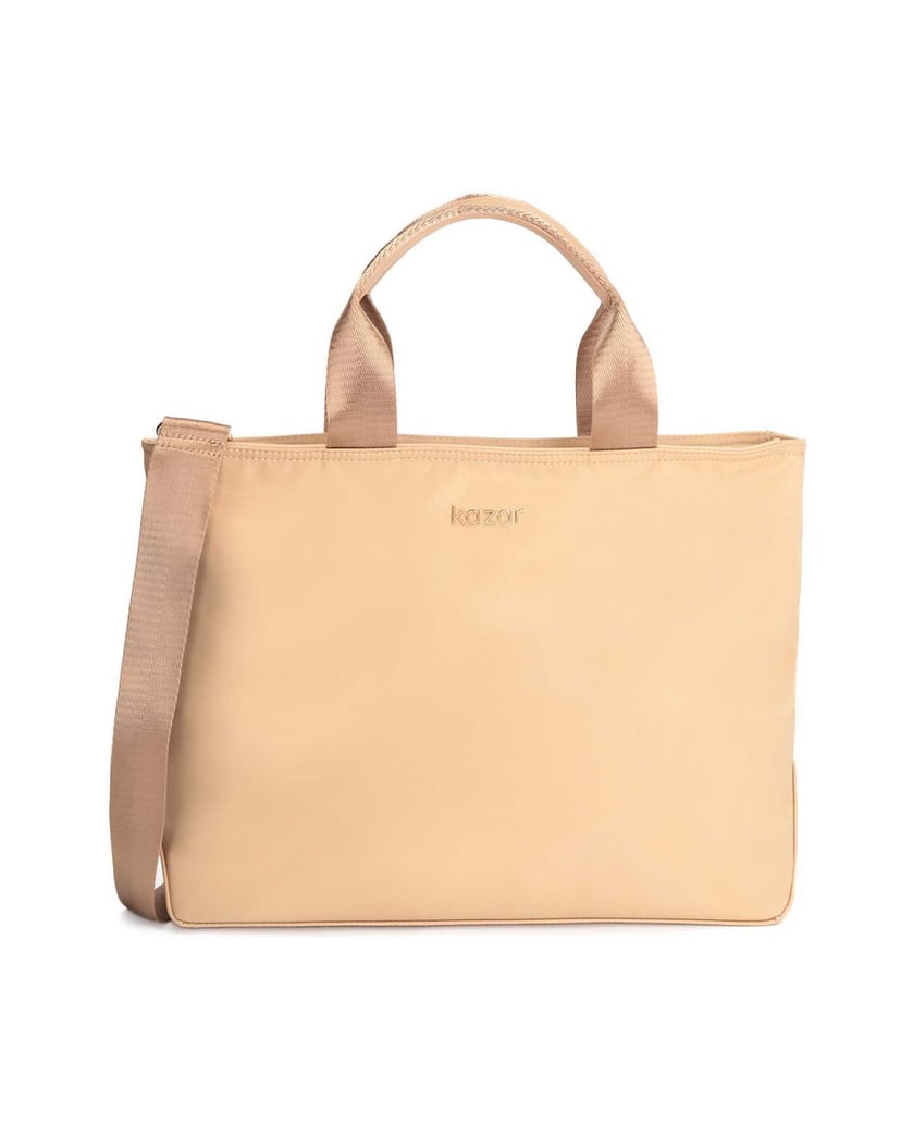 Kazar-Großer-Textilbeutel,-der-in-der-Hand-und