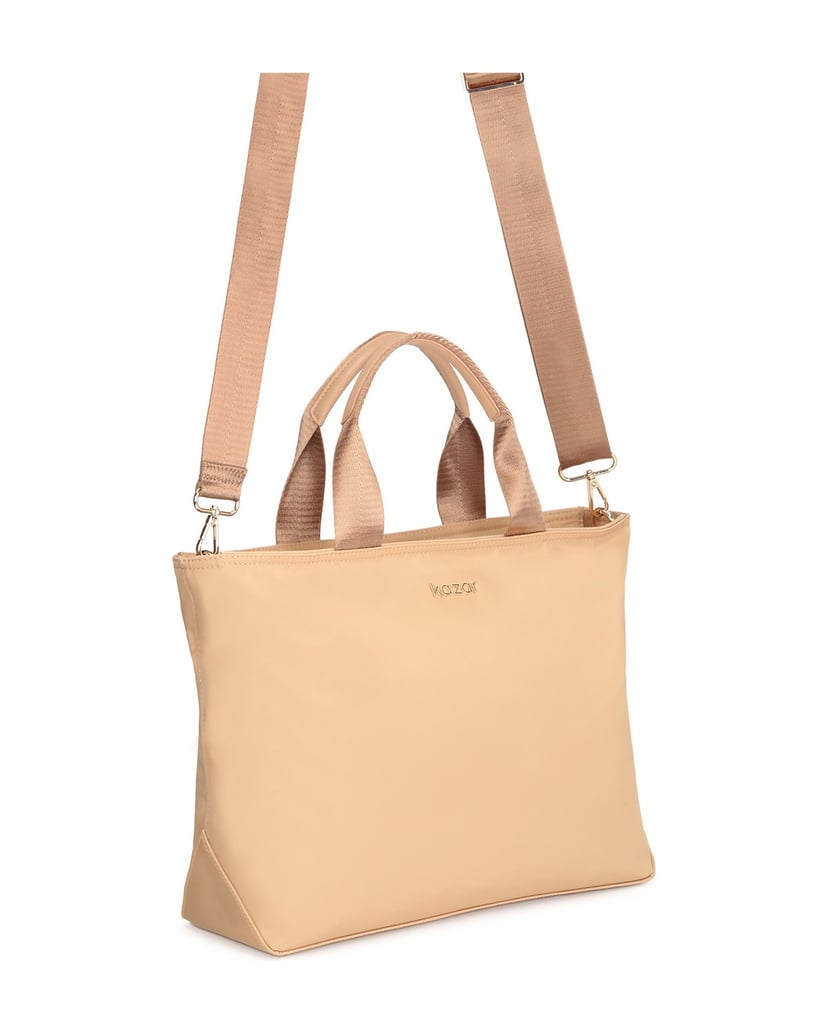 Kazar-Großer-Textilbeutel,-der-in-der-Hand-und