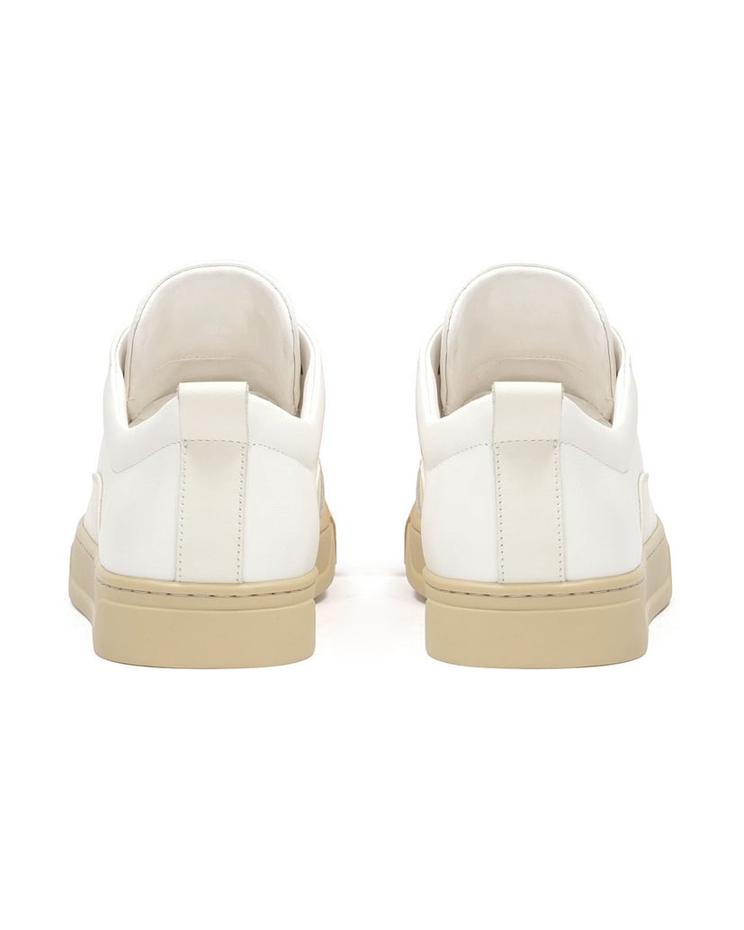 Kazar-Weiße-Leder-Sneakers-mit-beiger-Sohle-weiss