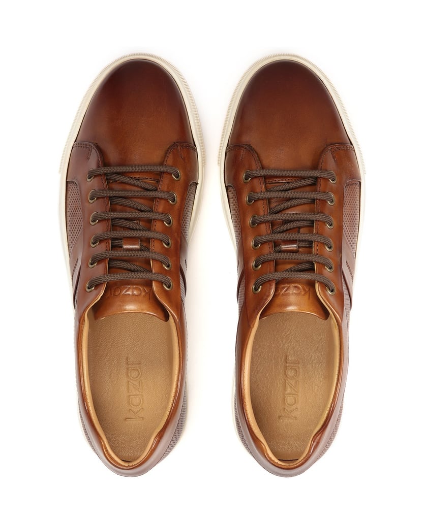 Kazar-Braune-Leder-Sneakers-mit-weißer-Sohle
