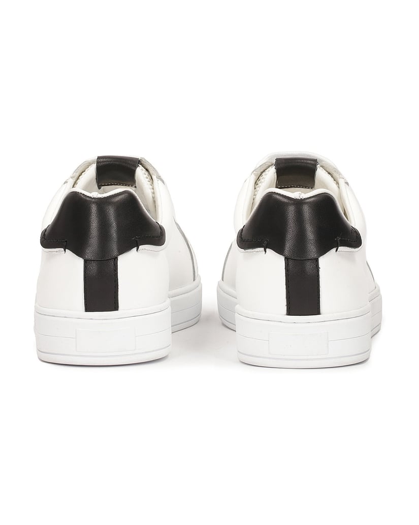 Kazar-Weiße-Turnschuhe-mit-schwarzer-Fersenkap