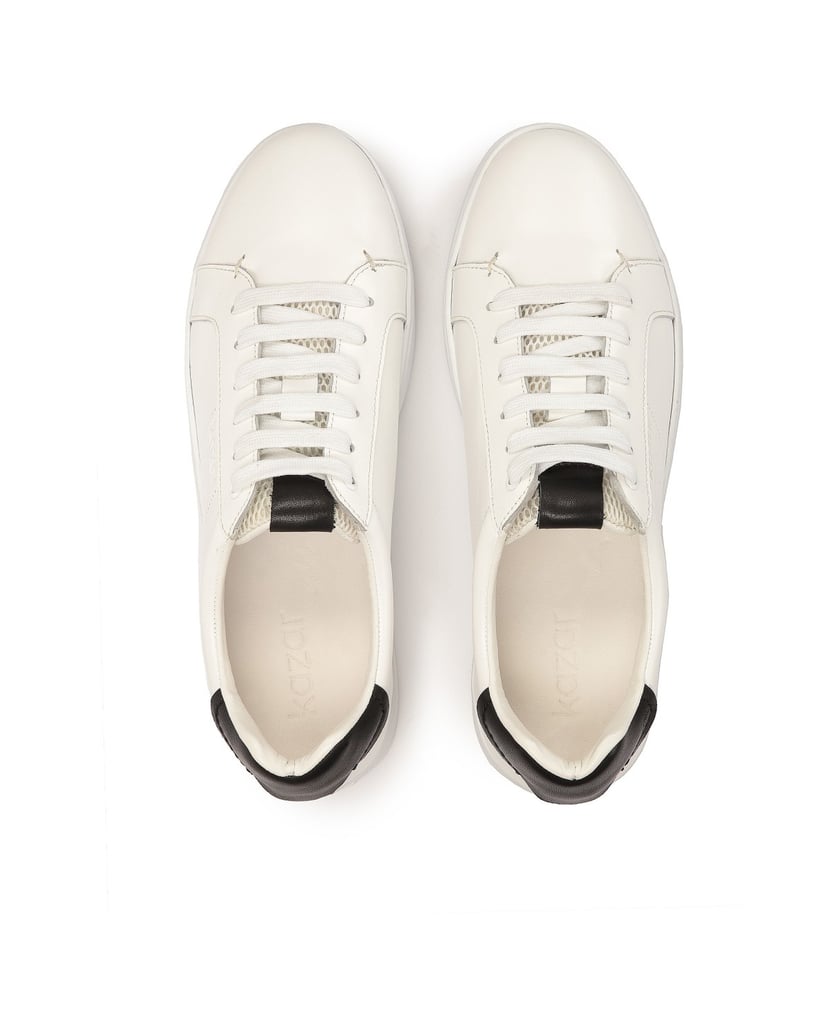 Kazar-Weiße-Turnschuhe-mit-schwarzer-Fersenkap