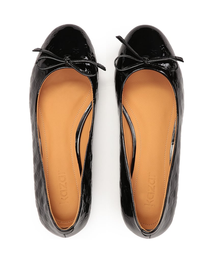 Kazar-Ballerinas-aus-Lackleder-mit-abgerundeter-Nase-schwarz