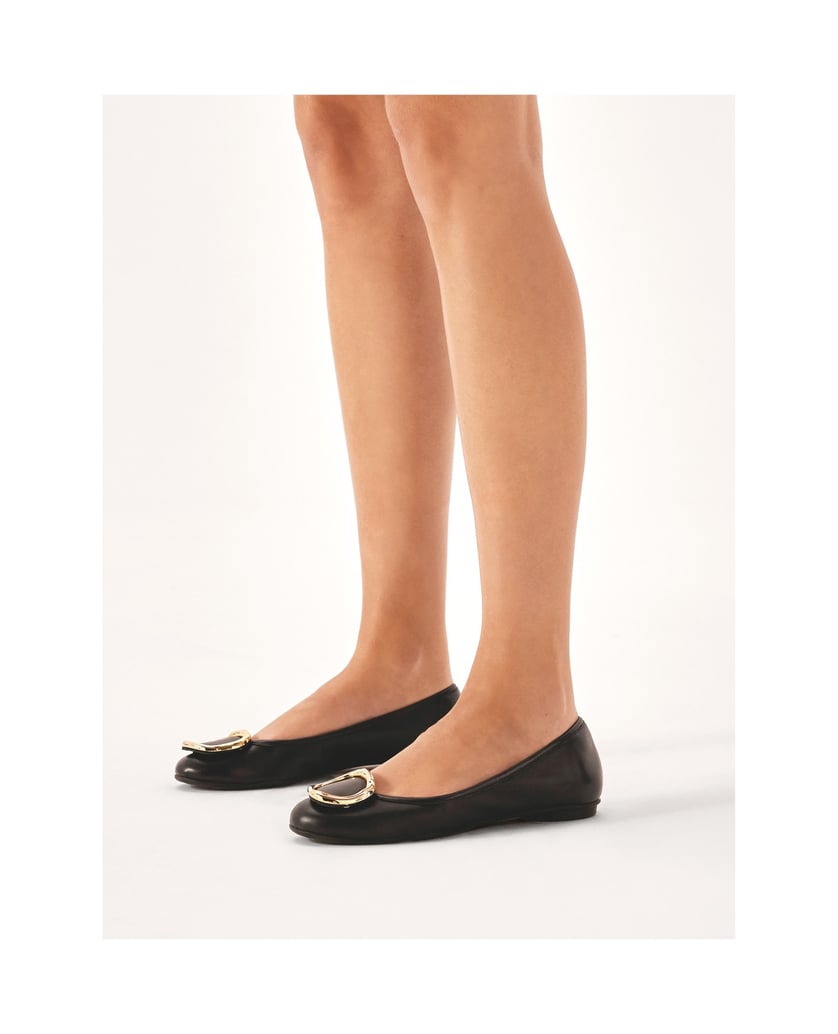 Kazar-Schwarze-Lederballerinas-mit-großer-Metallverzierung-schwarz