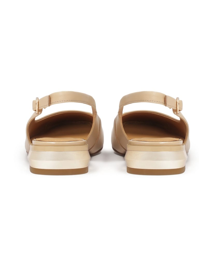 Kazar-Beigefarbene-Ballerinas-mit-Metallverzierung-an-der-Ferse-beige