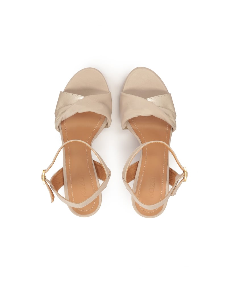 Kazar-Beige-goldene-Sandalen-mit-breitem-Absatz-gold