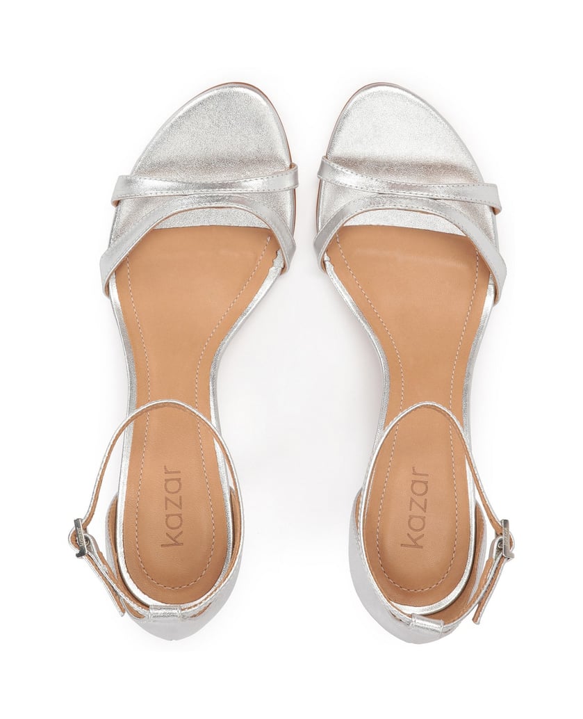 Kazar-Zeitlose-silberne-Sandalen-mit-Entenabsatz-silber