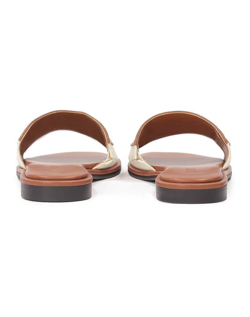 Kazar-Braune-flache-Pantoletten-mit-Monogramm