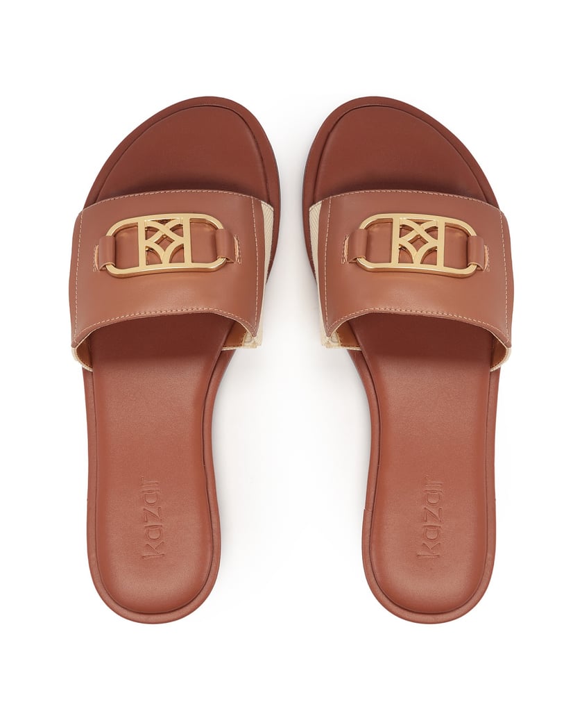 Kazar-Braune-flache-Pantoletten-mit-Monogramm