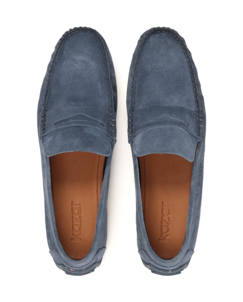 Kazar-Mokassins-aus-blauem-Wildleder-auf-einer-Gummisohle-mit-Spikes-blau