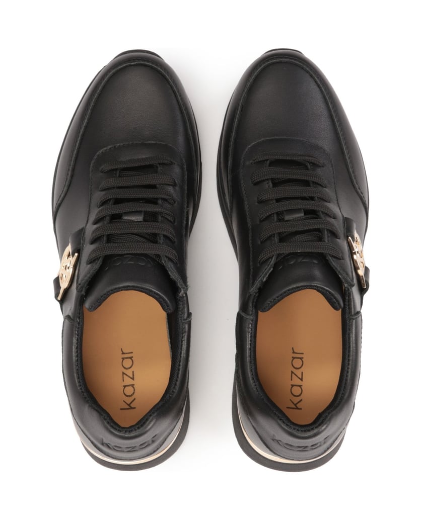 Kazar-Schwarze-Ledersneakers-mit-goldenen-Elementen-verziert-schwarz