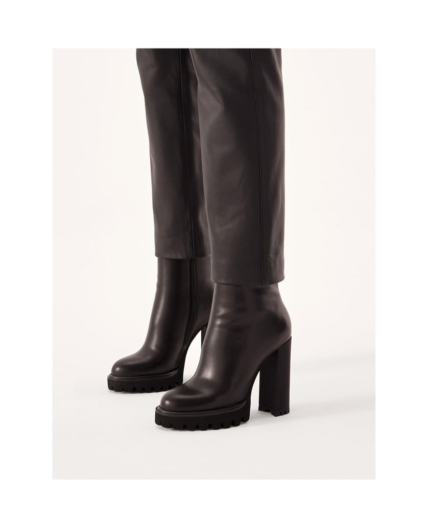 Kazar-Minimalistische-schwarze-Stiefel-mit-hohem-Absatz-und-Plateau-schwarz