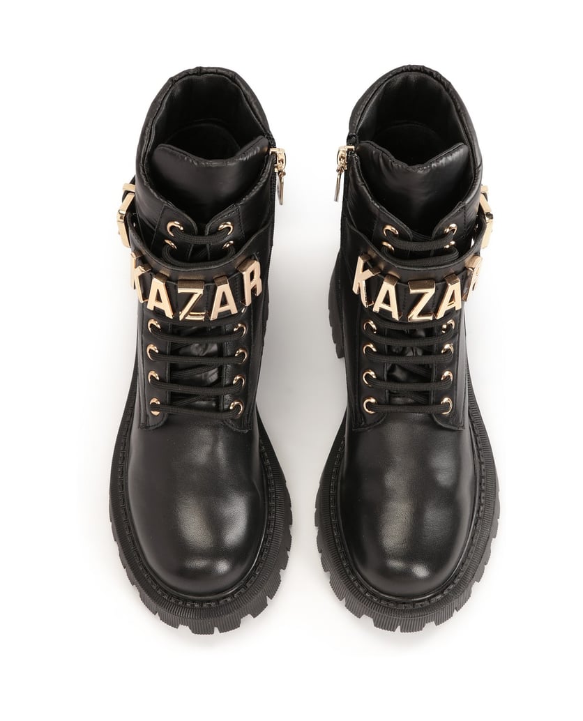 Kazar-Damenstiefel-aus-Leder-mit-Metallbeschriftung-schwarz