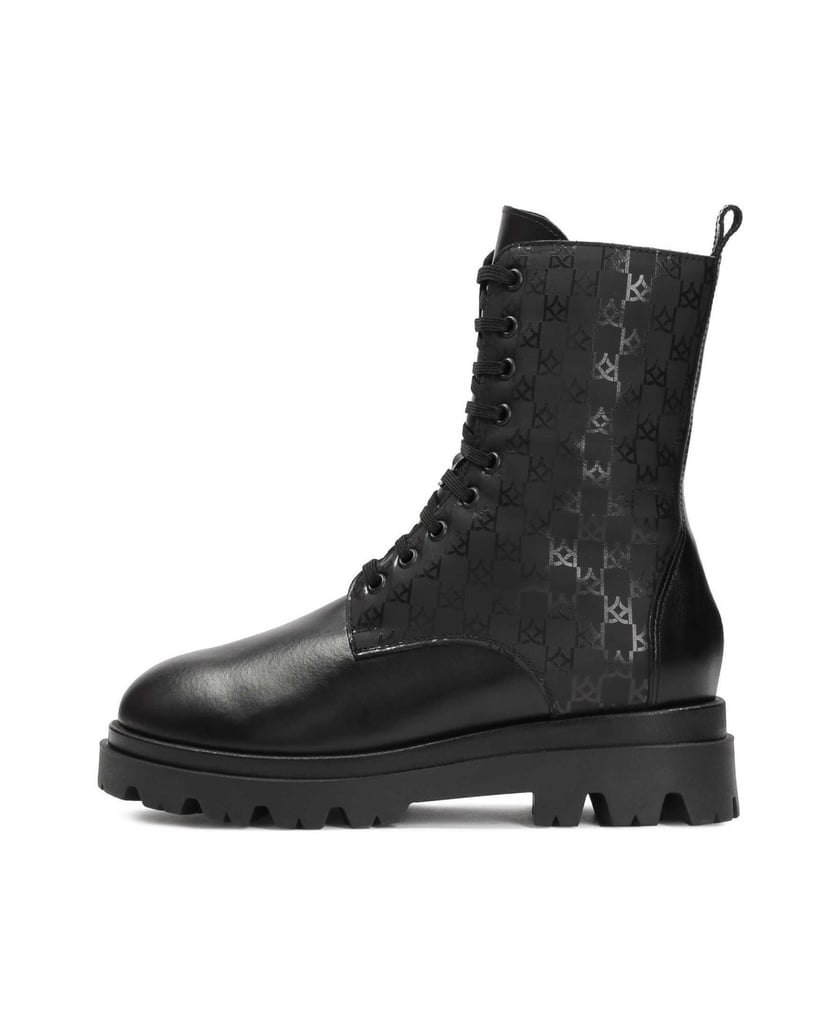 Kazar-Klassische-schwarze-flache-Lederstiefel-für-Frauen-mit-Monogrammen-verziert-schwarz