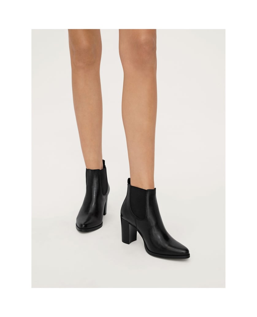 Kazar-Schwarze-minimalistische-Booties-mit-elastischen-Gummis-im-Schaft-schwarz
