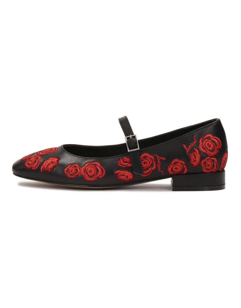 Kazar-Schwarze-flache-Pumps-mit-Blumen-schwarz