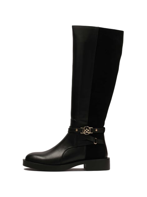 Flache Stiefel aus Glatt- und Veloursled