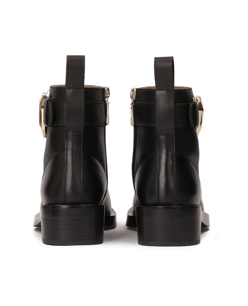 Kazar-Niedrige-Stiefel,-verziert-mit-einem-Metallherz-schwarz