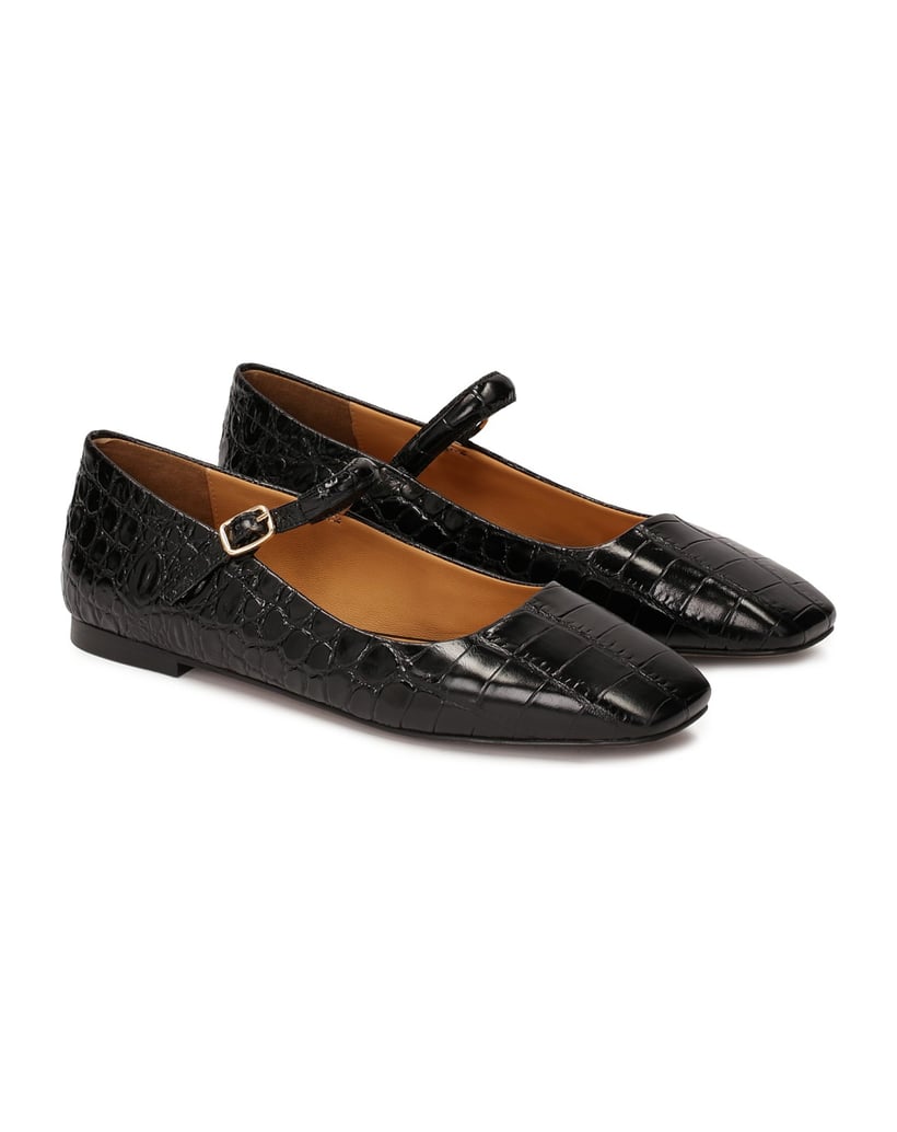 Kazar-Pumps-aus-geprägtem-Leder-mit-flacher-Sohle-schwarz