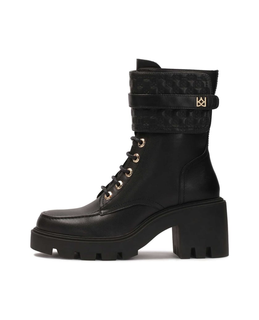 Kazar-Schwarze-Stiefel-mit-Blockspitze-und-monogrammierter-Lasche-von-KAZAR-schwarz