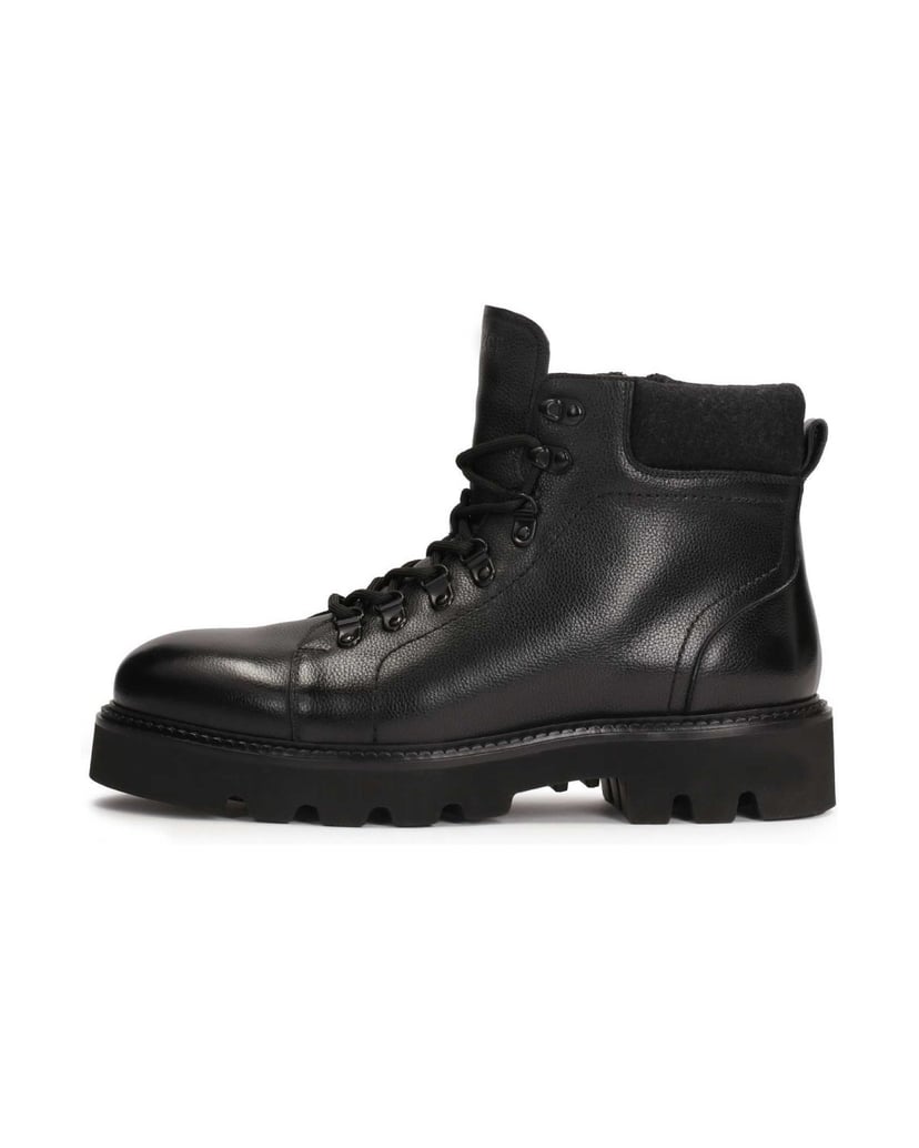 Kazar-Allzweckstiefel-für-Männer,-schwarz,-isoliert-schwarz