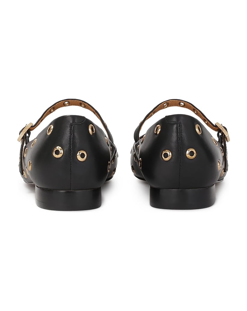Kazar-Flache-Pumps-mit-Riemen-und-Metallösen-schwarz