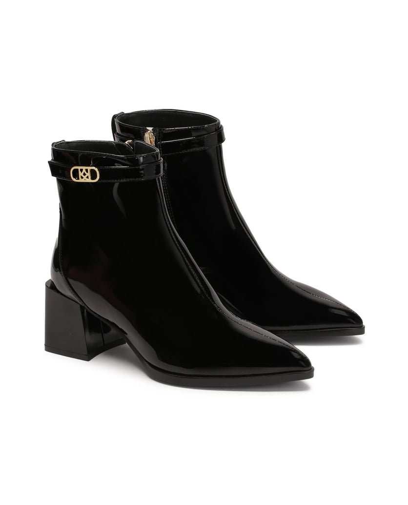 Kazar-Schwarze-Lacklederstiefel-an-einem-Pfosten-schwarz