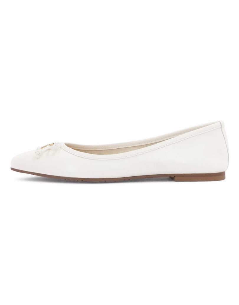 Kazar-Weiße-Lederballerinas-mit-Anhänger-weiss