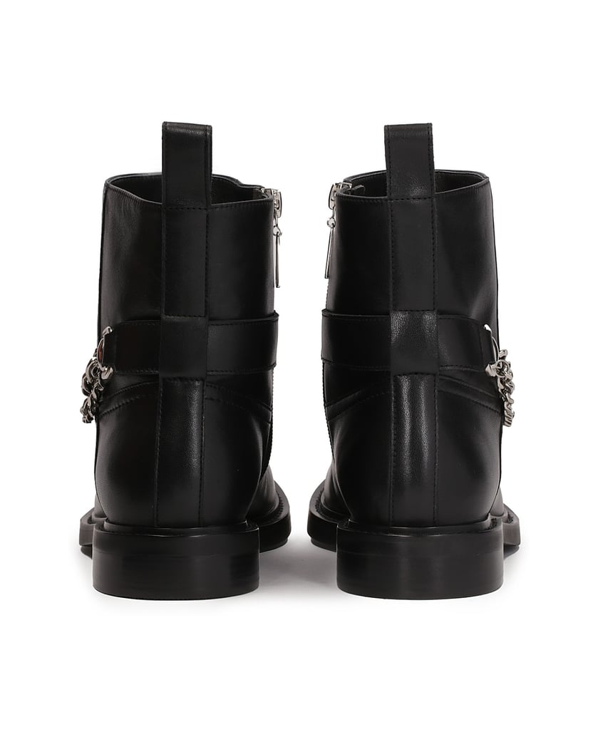 Kazar-Flache-Stiefel-mit-Reißverschluss,-verziert-mit-einer-Kette-schwarz