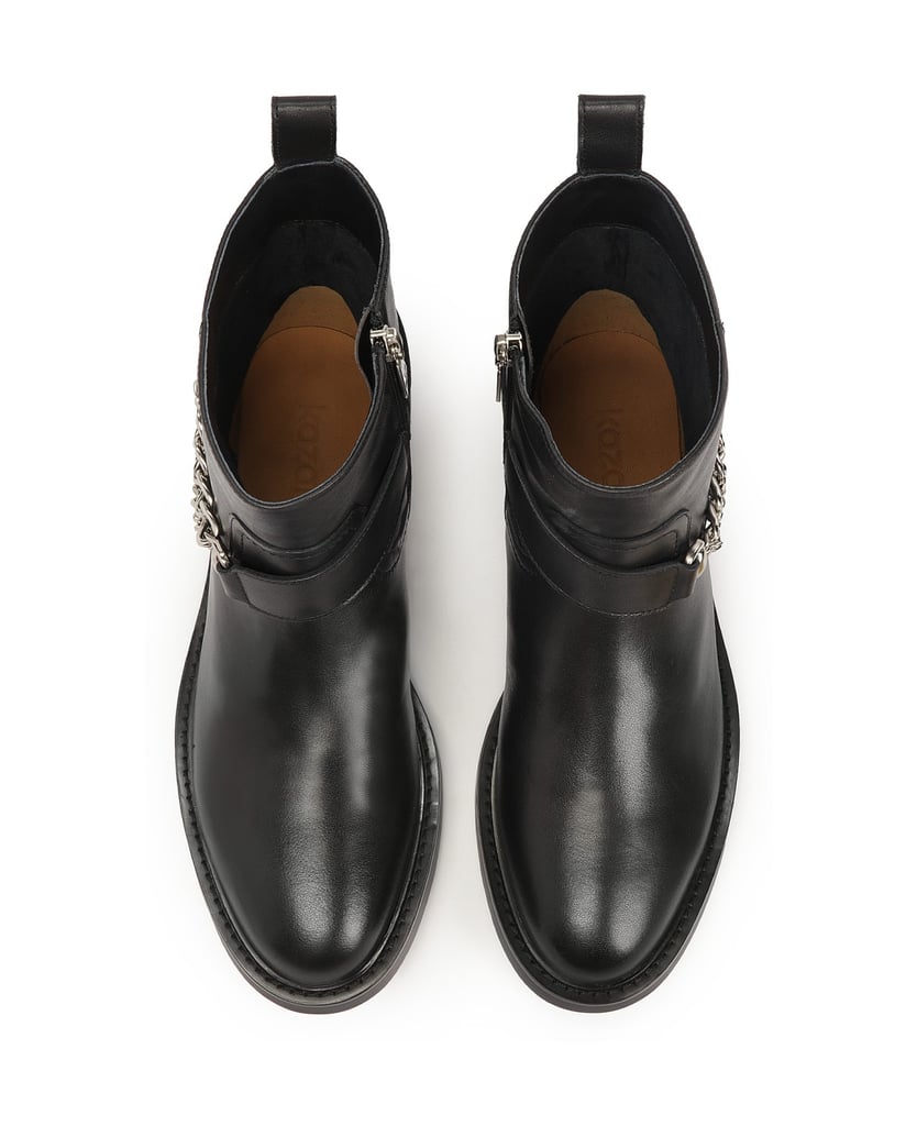 Kazar-Flache-Stiefel-mit-Reißverschluss,-verziert-mit-einer-Kette-schwarz
