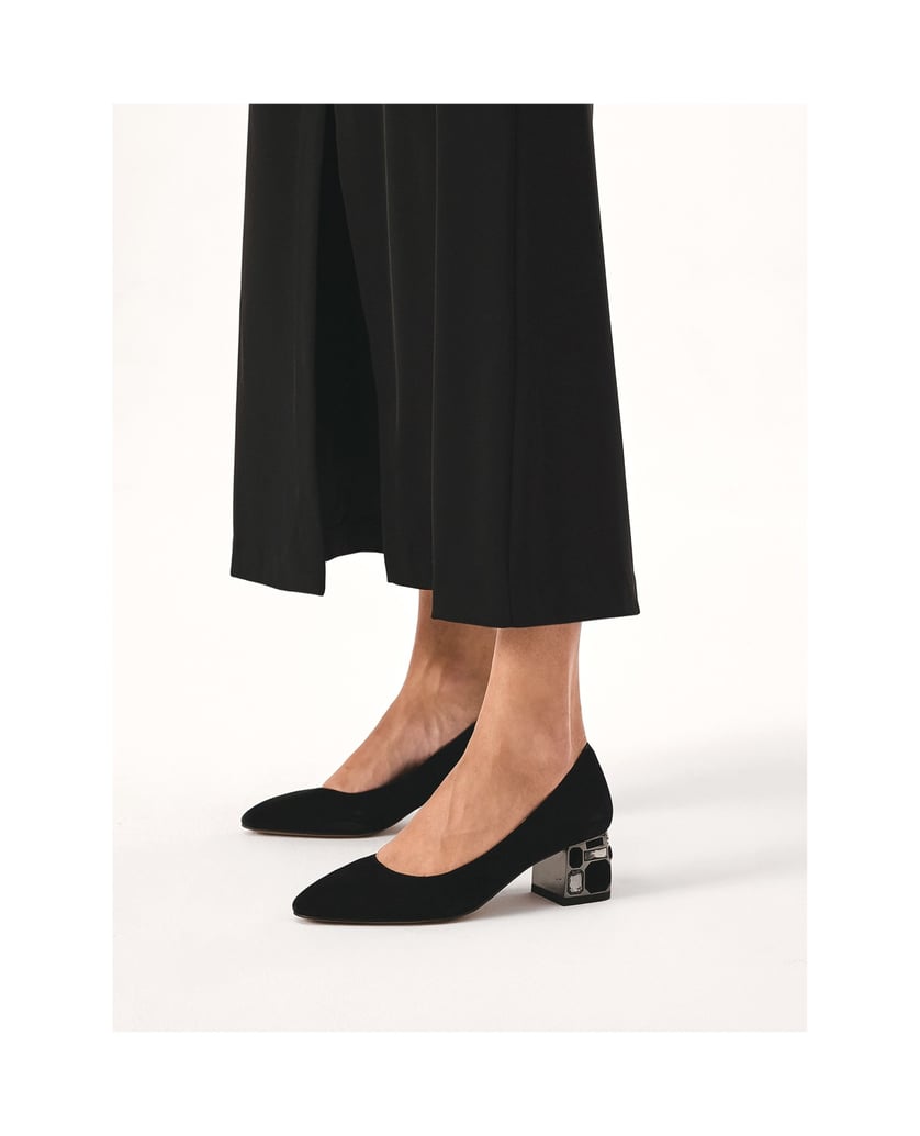 Kazar-Niedrige-Pumps-aus-Wildleder-mit-verziertem-Absatz-schwarz