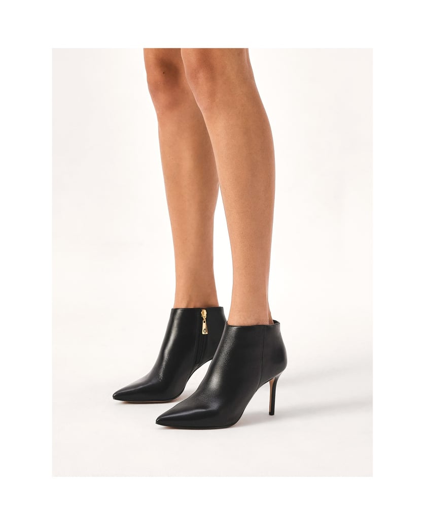 Kazar-Klassische-Stiefel-mit-schlankem-Stilettoabsatz-schwarz