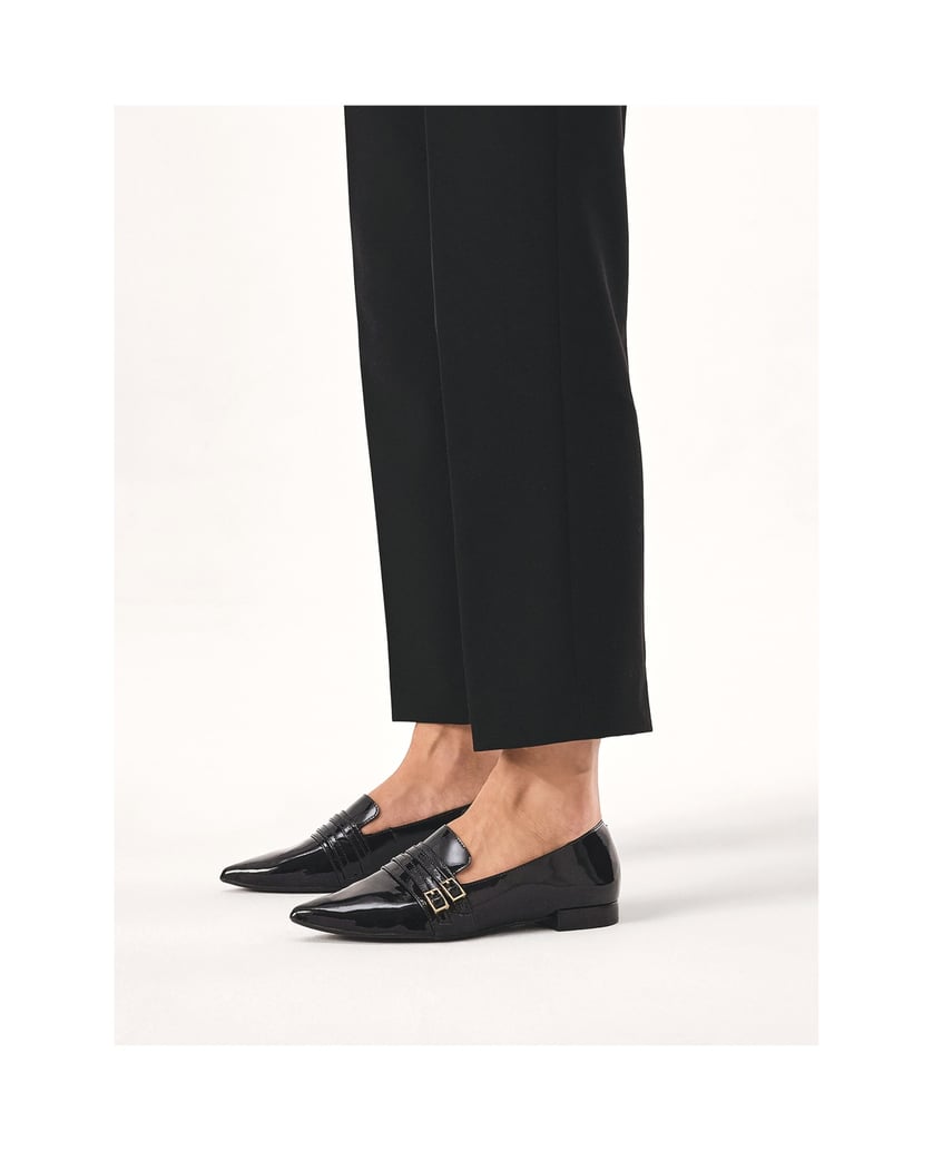 Kazar-Flache-Pumps-aus-Lackleder-mit-Riemchen-schwarz