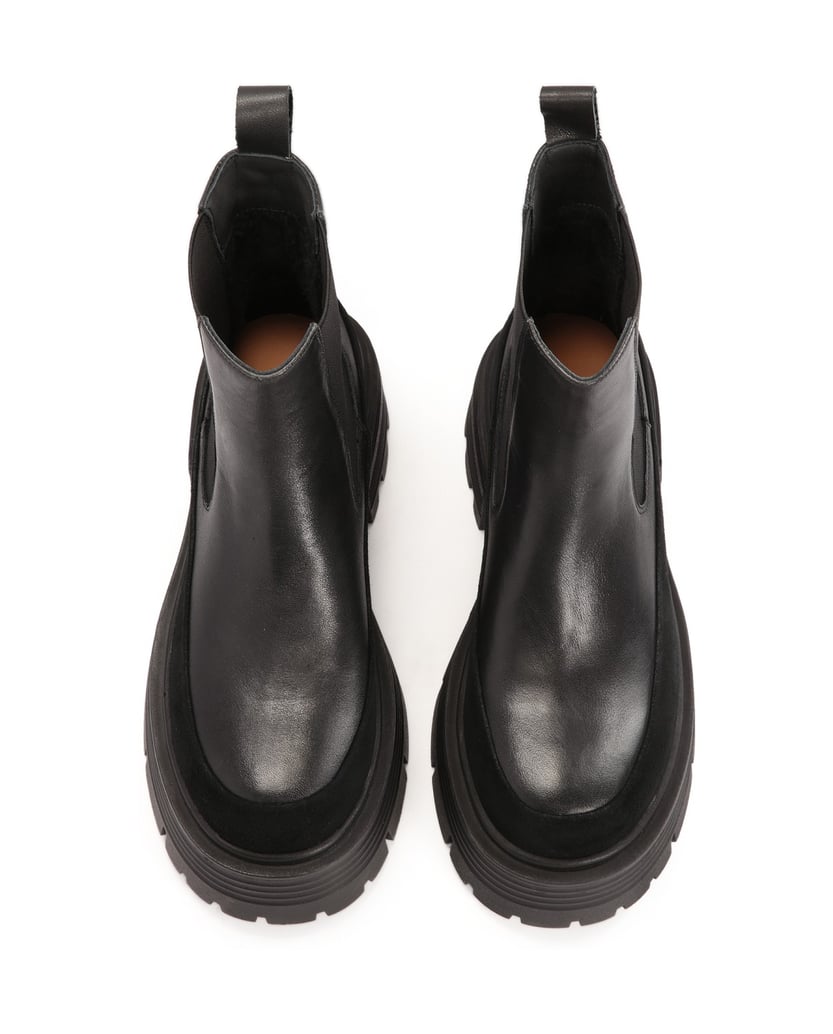 Kazar-Schwarze-Chelsea-Stiefel-auf-erhöhter-Sohle-mit-Prägung-schwarz