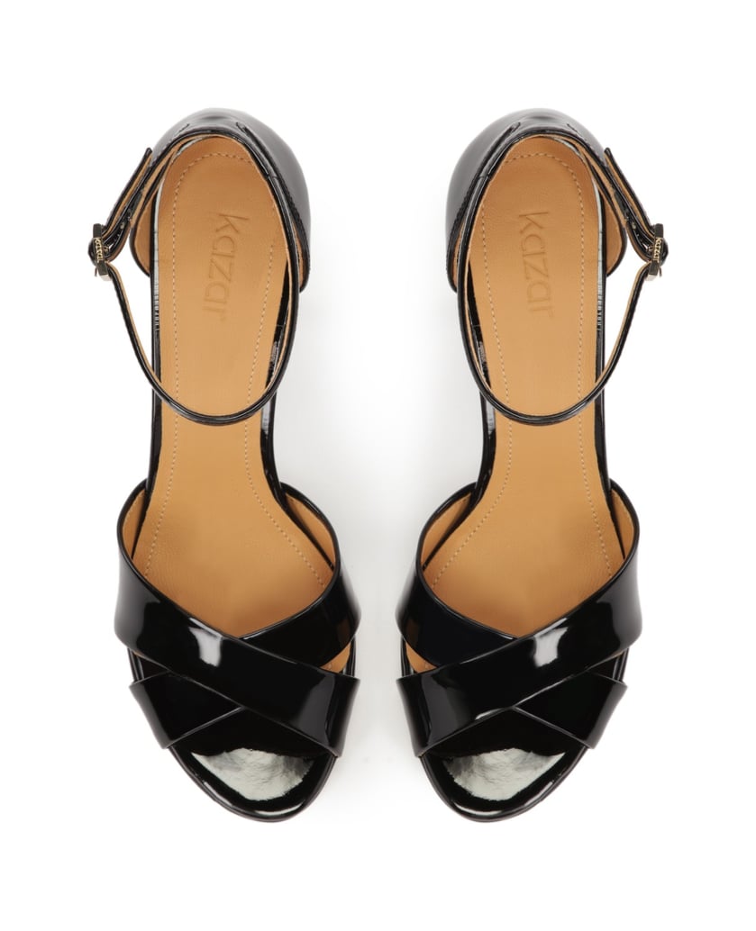Kazar-Hochhackige-Sandalen-aus-Lackleder-schwarz